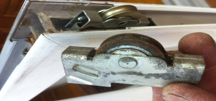 screen door roller repair in Highland